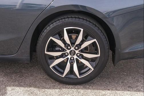 2021 Chevrolet Malibu FWD RS