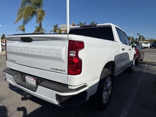 2022 Chevrolet Silverado 1500 Custom