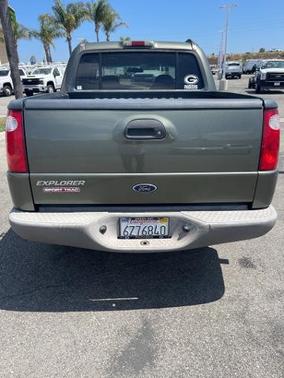 2002 Ford Explorer Sport Trac Base