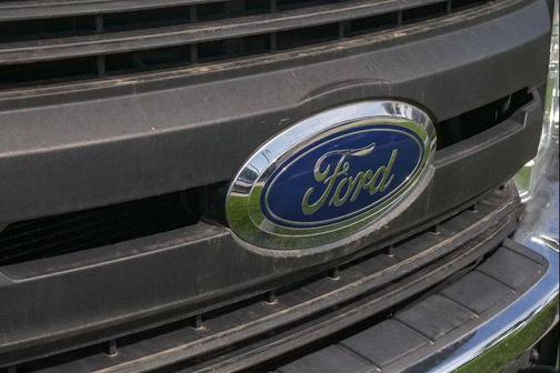 Oxford White 2017 Ford F-350 Lariat