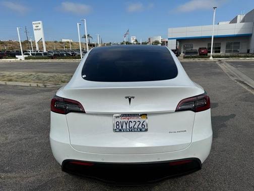 2021 Tesla Model Y Long Range Dual Motor All-Wheel Drive