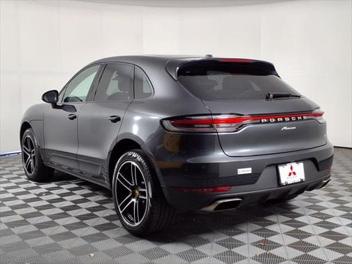 2021 Porsche Macan Base