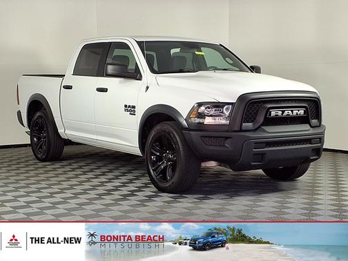 2024 RAM 1500 Classic Warlock Crew Cab 4x2 5'7' Box