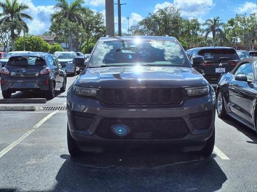 2023 Jeep Grand Cherokee Altitude