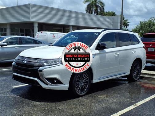 2022 Mitsubishi Outlander PHEV LE