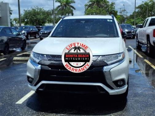 2022 Mitsubishi Outlander PHEV LE