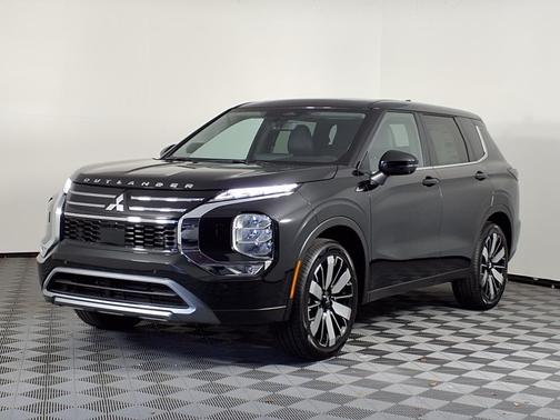 Black Diamond 2025 Mitsubishi Outlander SE 2.5 S-AWC