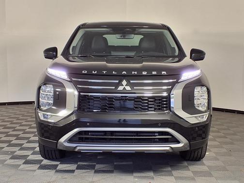 Black Diamond 2025 Mitsubishi Outlander SE 2.5 S-AWC