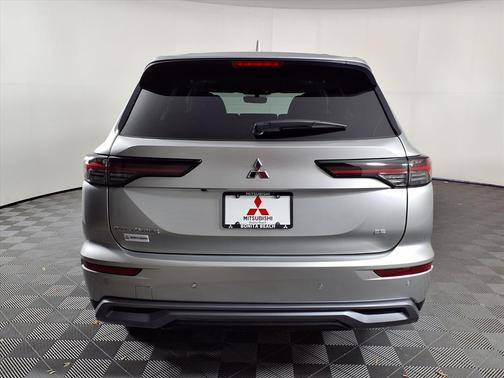 2025 Mitsubishi Outlander SE 2.5 2WD