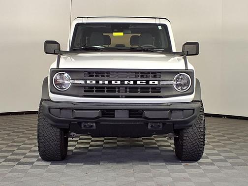 Oxford White 2021 Ford Bronco Base