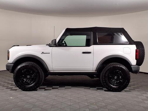 Oxford White 2021 Ford Bronco Base