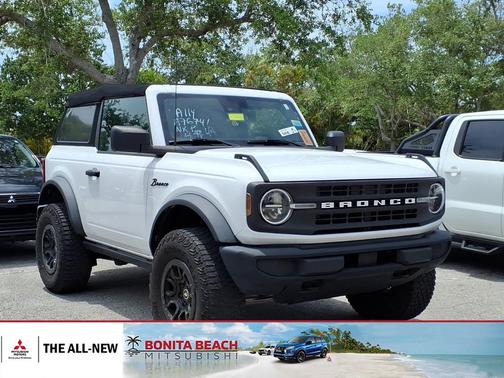Oxford White 2021 Ford Bronco Base