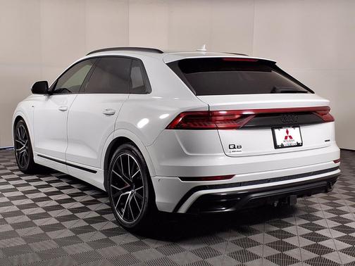 2023 Audi Q8 55 Prestige
