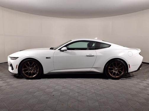 Oxford White 2025 Ford Mustang GT Premium
