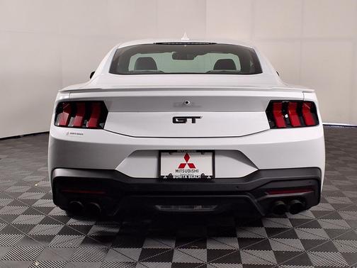 Oxford White 2025 Ford Mustang GT Premium