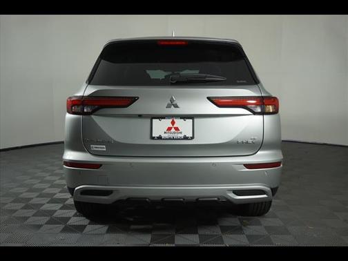 2025 Mitsubishi Outlander PHEV SE S-AWC