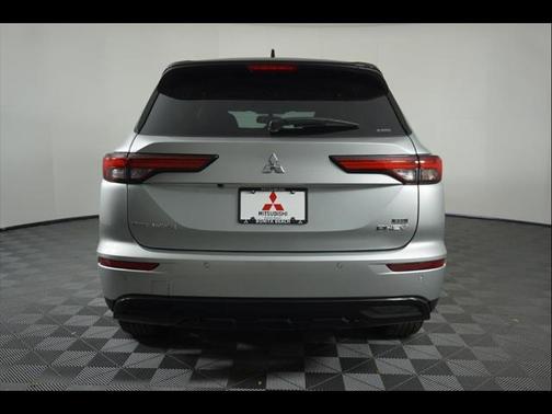 2025 Mitsubishi Outlander PHEV SEL