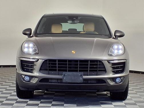 2018 Porsche Macan Sport Edition