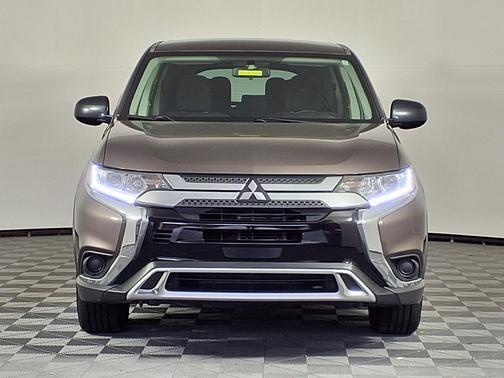 2020 Mitsubishi Outlander ES