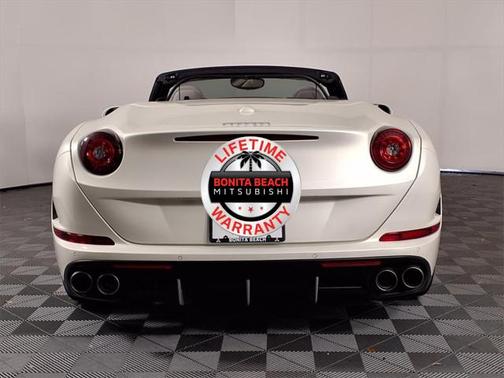 2016 Ferrari California T