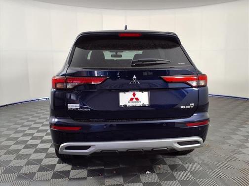 2025 Mitsubishi Outlander PHEV SE S-AWC