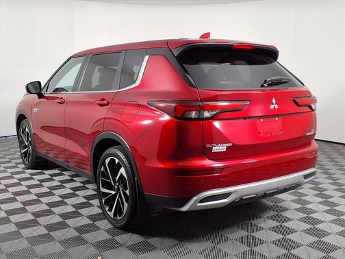2024 Mitsubishi Outlander PHEV SE S-AWC