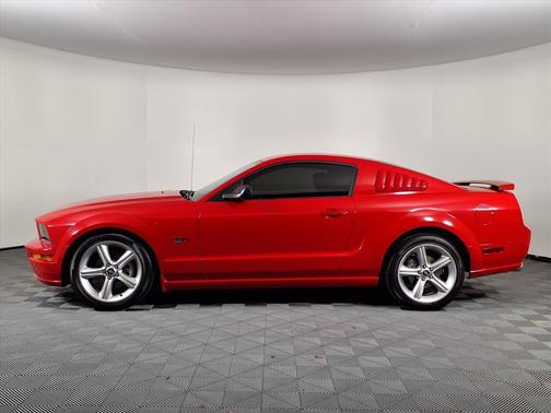 2005 Ford Mustang GT