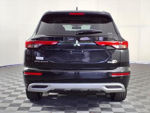 2025 Mitsubishi Outlander PHEV SEL