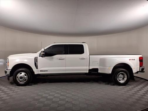 2023 Ford F-350 Lariat