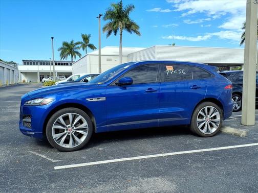 2018 Jaguar F-PACE 30t R-Sport
