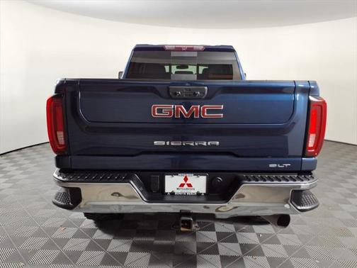2022 GMC Sierra 3500 SLT