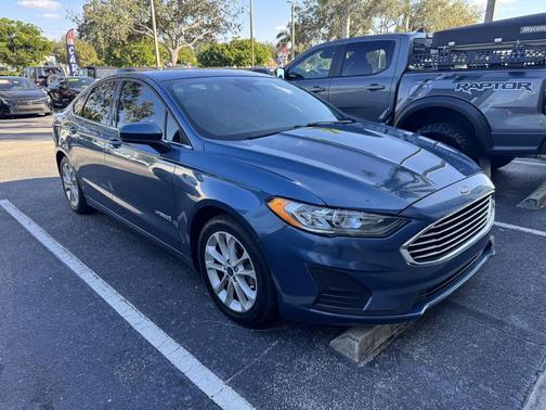 2019 Ford Fusion Hybrid SE
