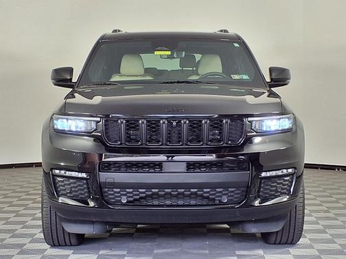 Diamond Black Crystal Pearlcoat 2024 Jeep Grand Cherokee L Limited