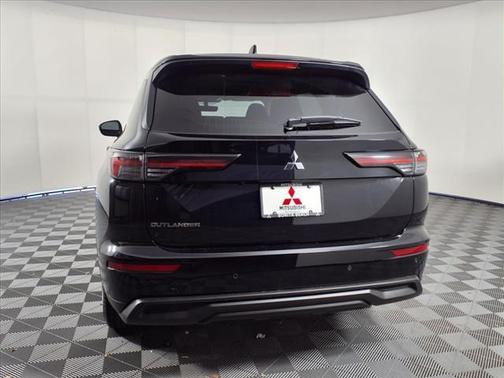2025 Mitsubishi Outlander ES 2.5 2WD