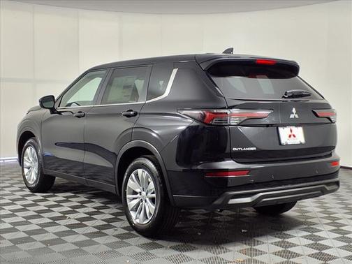 2025 Mitsubishi Outlander ES 2.5 2WD