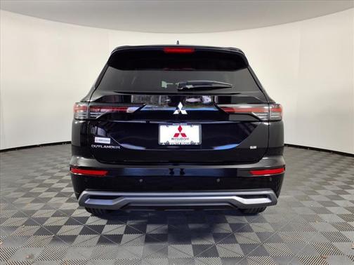 2025 Mitsubishi Outlander SE 2.5 2WD