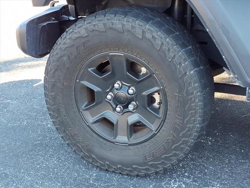 2024 Jeep Gladiator Sport