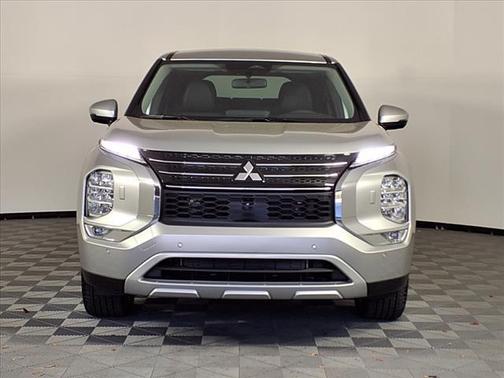 2025 Mitsubishi Outlander PHEV SE S-AWC