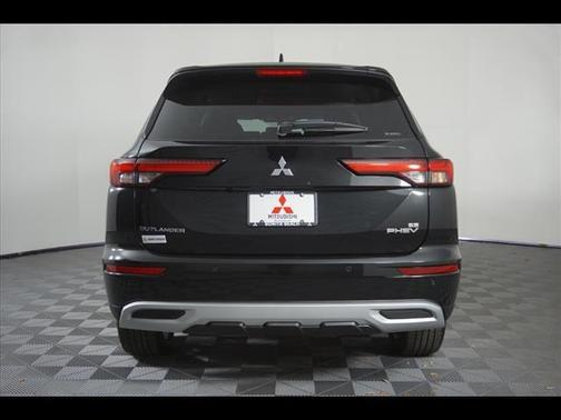 2025 Mitsubishi Outlander PHEV SE S-AWC