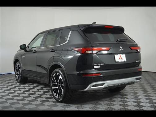 2025 Mitsubishi Outlander PHEV SE S-AWC