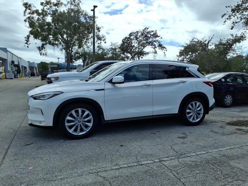 2019 INFINITI QX50 ESSENTIAL