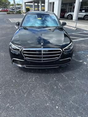 MANUFAKTUR Night Black Magno 2023 Mercedes-Benz S-Class 4MATIC