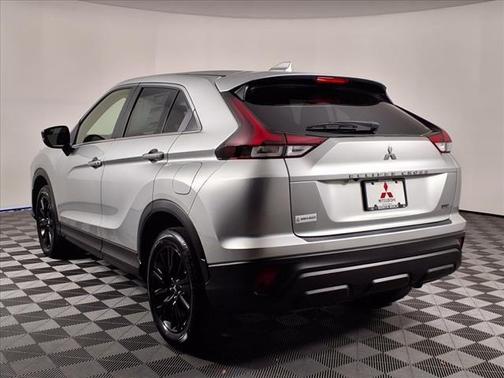2025 Mitsubishi Eclipse Cross LE