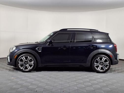 MINI Yours Enigmatic Black Metallic 2022 MINI Countryman Cooper S ALL4
