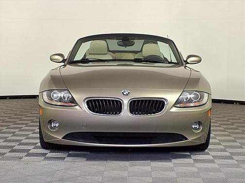 2005 BMW Z4 2.5i Roadster
