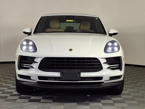 2021 Porsche Macan Base
