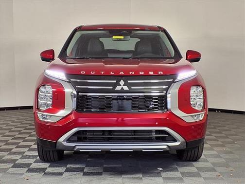 Red Diamond 2025 Mitsubishi Outlander SE 2.5 S-AWC