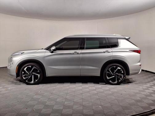 2023 Mitsubishi Outlander SEL 2.5 2WD