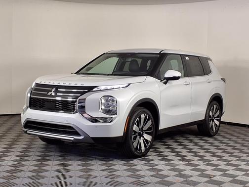 2025 Mitsubishi Outlander SE 2.5 2WD