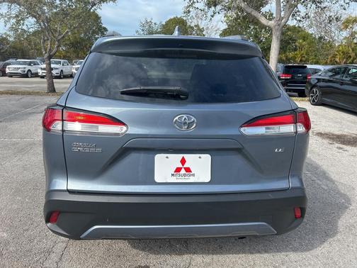 2024 Toyota Corolla Cross LE